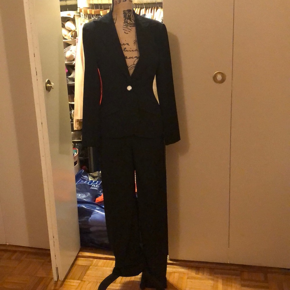 Trina Turk Black Pinstripe Wide-leg Pantsuit Sz 6